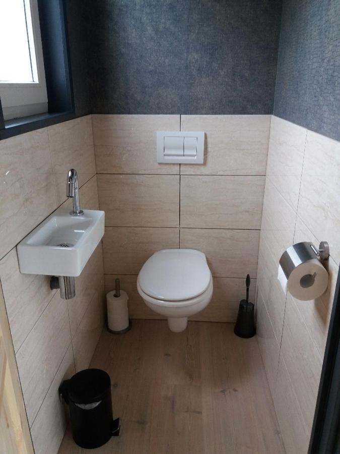 Luxe Vakantie Bungalow Met 3 Slaapkamers Dronrijp Exterior foto